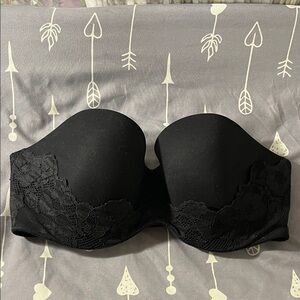 Black Lace Strapless Bra